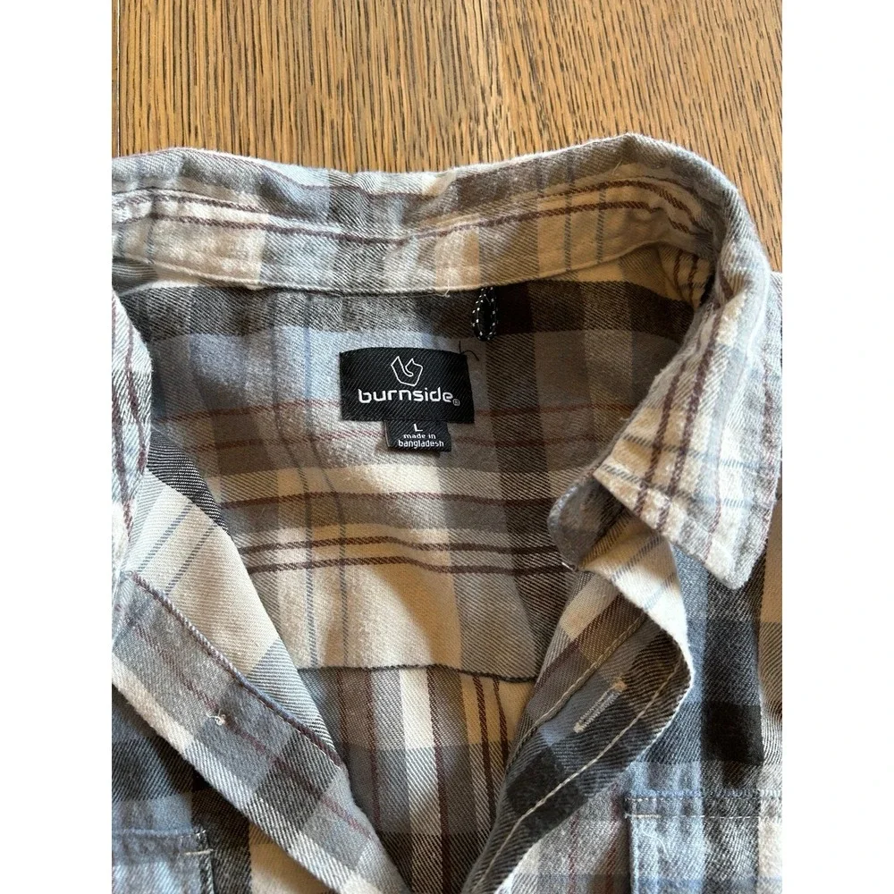 Burnside‎ Men's Flannel size L